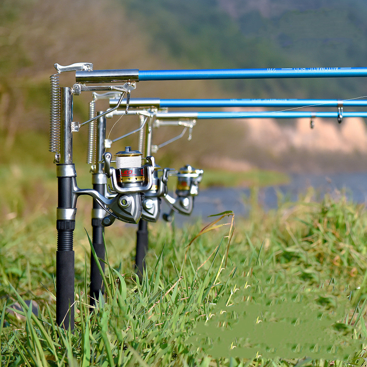 Self-Lifting Fishing Rod And Gear